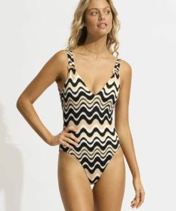 Chicfinity.shop2225f10365 1