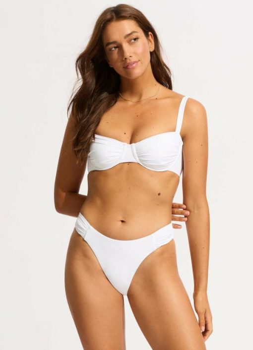Chicfinity.shop2529dc8842 1