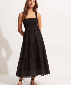 Chicfinity.shop6770477b27 1