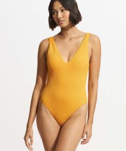 Chicfinity.shop8466283f85 1