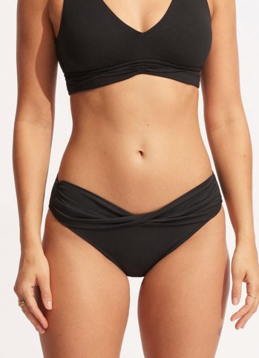 Chicfinity.shope3166176f9 3